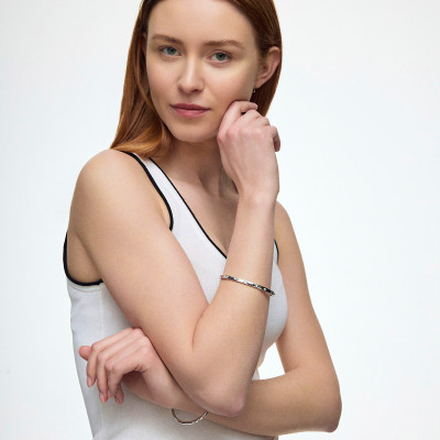 Bransoletka srebrna z cyrkoniami sztywna - Scarlet