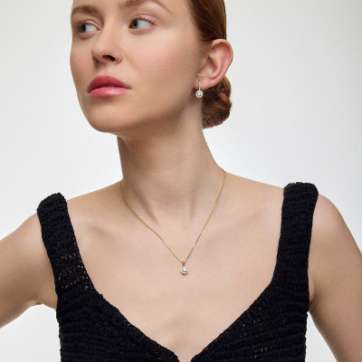 Zawieszka złota z diamentami - 0,50 ct - Metropolitan