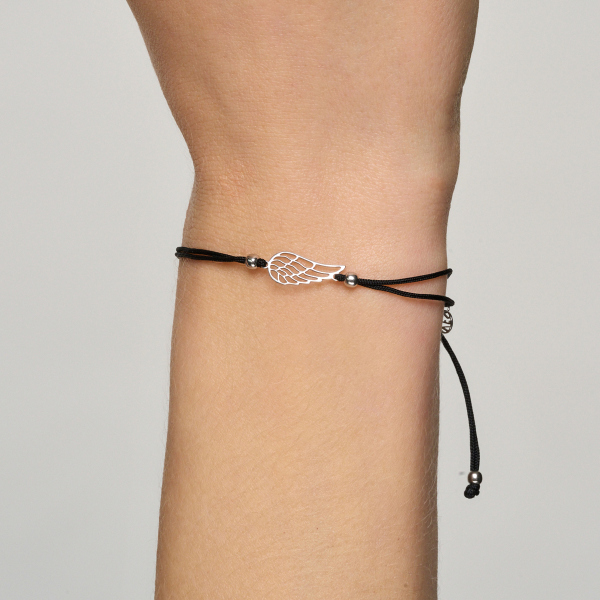 Bransoletka srebrna na czarnym sznurku - skrzydło - Hippie