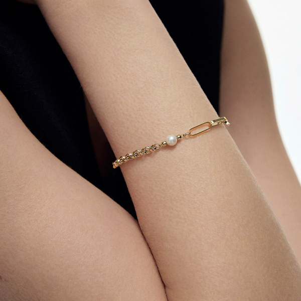 Bransoletka złota z perłą
