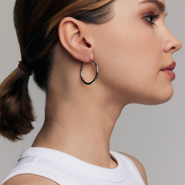 Kolczyki z białego złota - koła