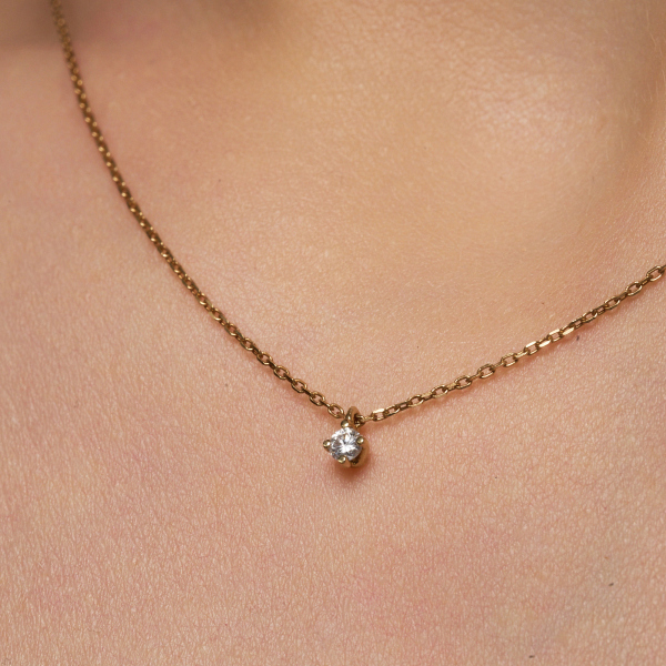 Naszyjnik złoty z diamentem - 0,05 ct - Valentine