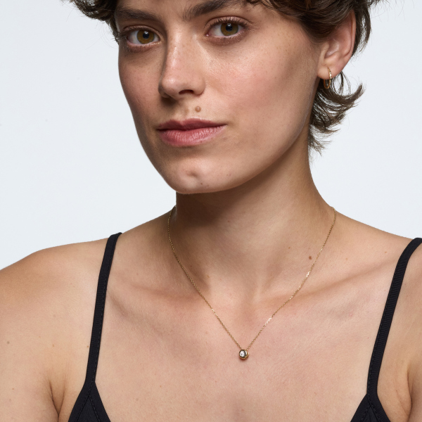 Naszyjnik złoty z diamentem - YES illusion