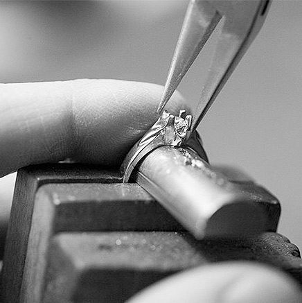 Diament-Idealny-YES-Kolekcja-Zareczynowa-Szlif-Diamentu