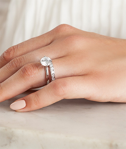 Diament-Idealny-YES-Kolekcja-Zareczynowa-Valentine-Biale-Zloto-Obraczka-Biale-Zloto-z-Diamentami